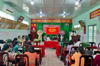 HỘI NGHỊ VIÊN CHỨC-NGƯỜI LAO ĐỘNG TRƯỜNG TH VĨNH PHONG 2