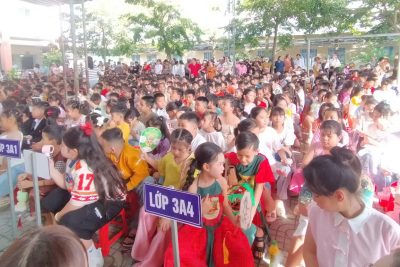 TRƯỜNG TH VĨNH PHONG 2 TỔ CHỨC CÁC HOẠT ĐỘNG VUI TẾT TRUNG THU 2025